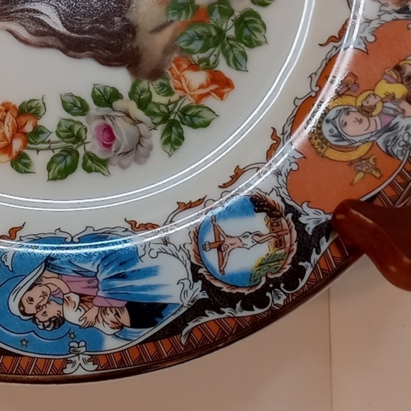 VINTAGE Decorative Religious Plate - Picture 4 of 9